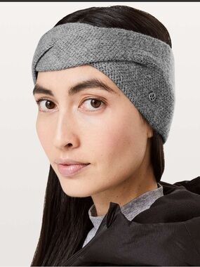 Lululemon Twisted Bliss Earwarmer